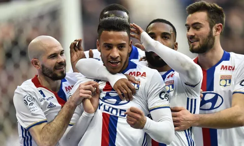 Điểm tin chiều 10/06: Mourinho giữ chân loạt cầu thủ; Bayern chiêu mộ sao Lyon