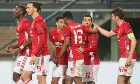 Điểm tin chiều 14/04: Ibra "nắn gân" đồng đội; Thầy cũ Messi ứng cử HLV tuyển Thái Lan
