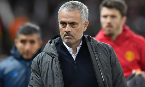 Điểm tin sáng 08/04: Mourinho ôm mộng mua tiền đạo giỏi; Barca tung chiêu đón Bellerin