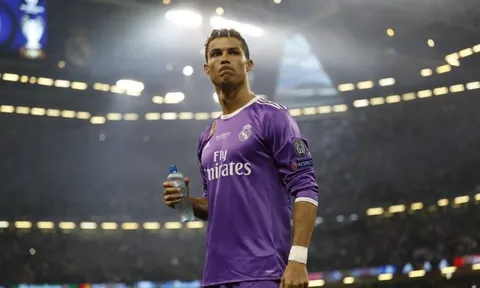 Điểm tin tối 07/06: Allegri ở lại Juve thêm 2 năm; Real rao bán Ronaldo với giá khủng