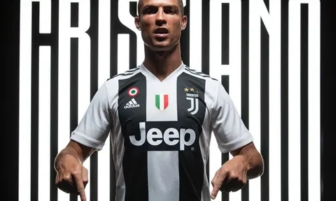 TIẾT LỘ số tiền chính xác Juve được hưởng từ việc bán áo đấu Ronaldo