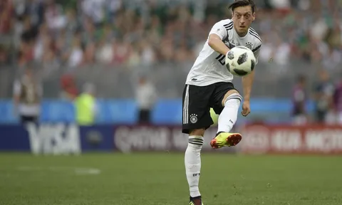 Ozil từ giã, tuyển Đức mất 'chân kiến tạo' tốt nhất World Cup 2018