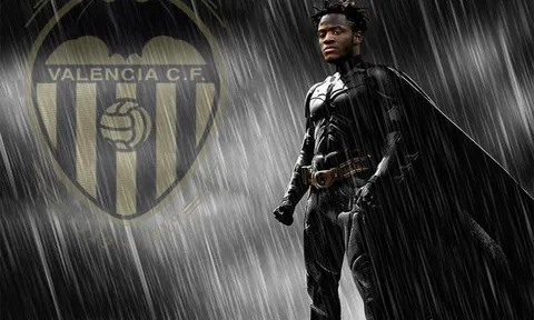 CHÍNH THỨC: 'Bat Man' Chelsea cập bến Valencia