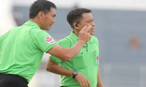 HLV Lê Huỳnh Đức: “Trọng tài thích thể hiện”
