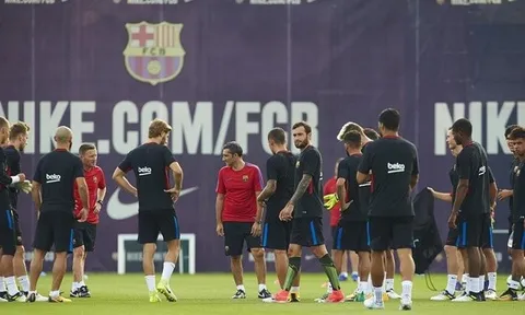 Đội hình Barca 'quá tải', ai sẽ là người ra đi?