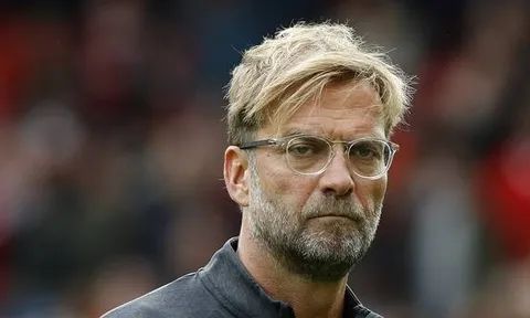 Đối thoại Klopp và Boer: 'Liverpool đã phòng ngự siêu xuất sắc'