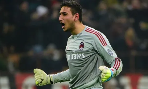 Donnarumma gia hạn với Milan, nhưng vẫn được phép tới Man Utd