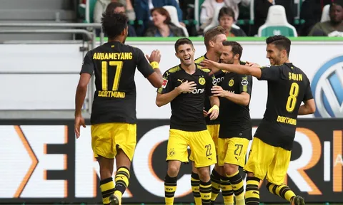 Sau vòng 1 Bundesliga: Ông lớn toàn thắng; "hiện tượng" ngã ngựa