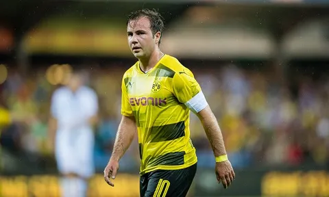 Dortmund lại thua trên đất Châu Âu trong ngày Gotze mang băng thủ quân
