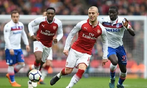 Dư âm chiến thắng Arsenal: Khi may mắn đi đôi với thực lực
