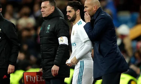 Đừng nghĩ Zidane là kẻ ngốc trong chuyện sử dụng Isco