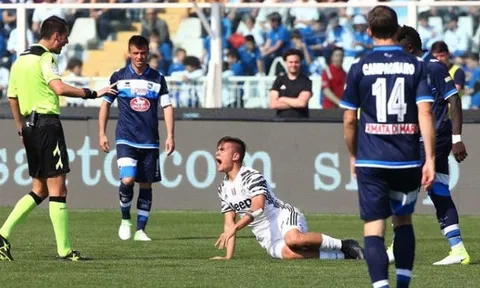 Dybala chấn thương, nguy cơ lỡ trận đấu với Barcelona