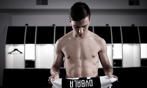 Dybala siêu ngầu ngày tiếp quản áo số 10 của Juventus