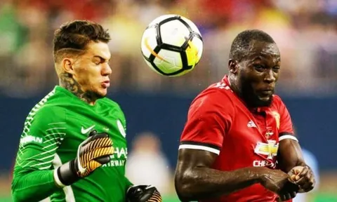 Ederson Moraes thể hiện ra sao vs Man Utd?