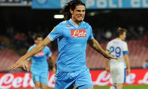 Edison Cavani thời còn khoác áo Napoli