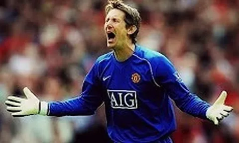 Edwin van der Sar, bức tường huyền thoại trong khung gỗ của Quỷ Đỏ
