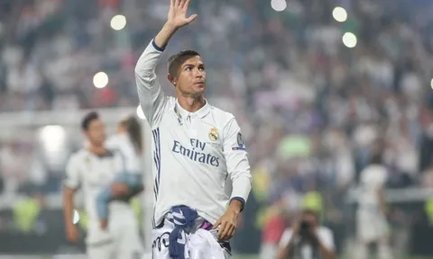 Những lời cuối Ronaldo gửi đến Real Madrid: Ngập tràn nước mắt!