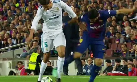 Trọng tài bắt El Clasico phớt lờ lời khuyên của trợ lý
