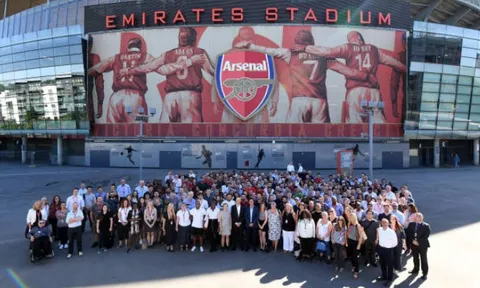 Emery choáng ngợp trong ngày ra mắt toàn bộ nhân viên tại Arsenal