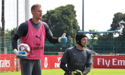 Emery CHỐT quyết định quan trọng giữa Leno và Cech, công bố 5 thủ lĩnh
