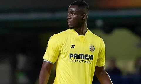 Eric Bailly khi còn khoác áo Villarreal