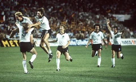 Bán kết Tây Đức – Pháp (Espana 1982): Trận đại chiến không dành cho kẻ yếu tim