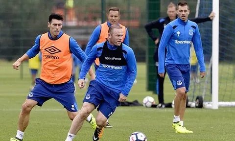 Everton hăng say tập luyện trước thử thách ở Europa League