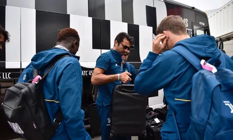 Buffon dẫn đầu dàn "soái ca" Juve sang Miami đá giao hữu