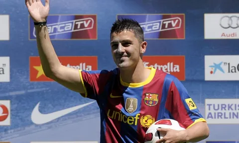 10 bản hợp đồng đắt giá nhất lịch sử Barcelona: Paulinho chung mâm Villa