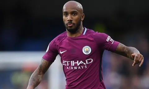 Fabian Delph: "Vợ tôi quan trọng hơn World Cup"