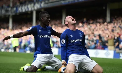 Fan Everton 'phát điên' vì nhà vua Rooney đã trở lại
