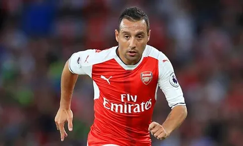 Fan khóc ròng khi chia tay 'Messi béo' của Arsenal