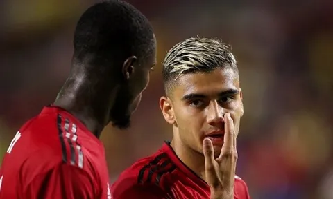 Fan Man Utd bất bình với Jose Mourinho chỉ vì cầu thủ này