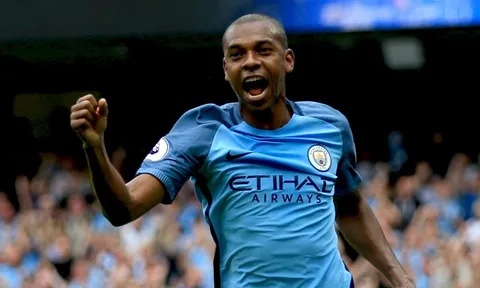 Fernandinho: 'Máy quét' cực mạnh của Man City