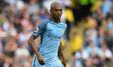Fernandinho, ngôi sao chỉ còn 1 năm hợp đồng tại NHA