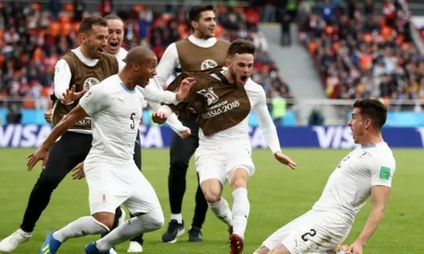 Thay đổi chiến thuật sẽ cho phép Uruguay tìm đường đến mành lưới