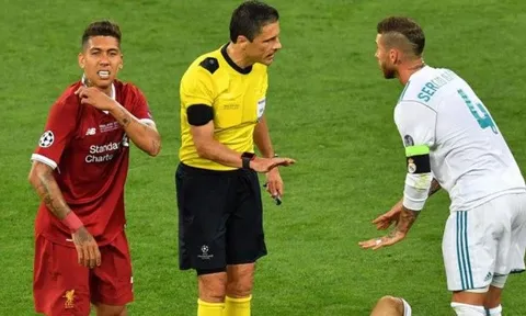 Firmino đáp trả Ramos: "Anh ta chỉ là một gã ngốc"