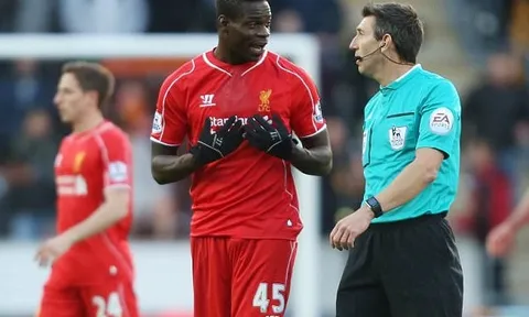 Football Leaks hé lộ hợp đồng kỳ lạ của Balotelli và Liverpool