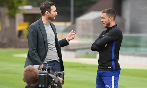 Frank Lampard bất ngờ trở lại Chelsea