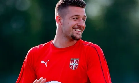 NÓNG: Milinkovic-Savic ra dấu hiệu sẵn sàng theo chân Fred tới Man United