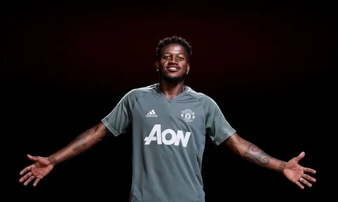 Fred mang niềm vui bất ngờ cho HLV Mourinho