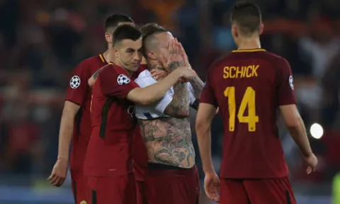 'Gã đồ tể' rơi nước mắt tại Olimpico