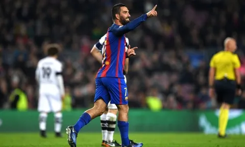 Galatasaray quyết đưa Arda Turan hồi hương