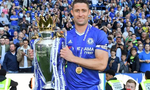 Gary Cahill: Arsenal suýt mua được tôi
