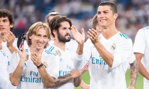 Gạt Ronaldo, CĐV chọn Luka Modric giành 'The Best'