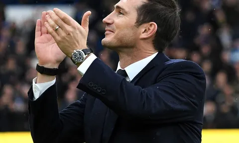 Gerrard, Lampard đua nhau dự đoán Top 4 Ngoại hạng Anh mùa tới