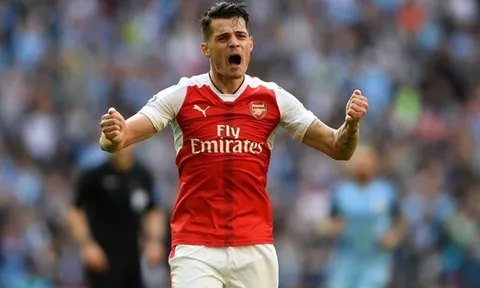Muốn N'Zonzi, Arsenal sẽ phải 'nhả' Granit Xhaka