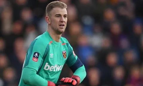 Vừa bán xong Joe Hart, Manchester City lập tức gọi anh là 'huyền thoại vĩnh cửu'