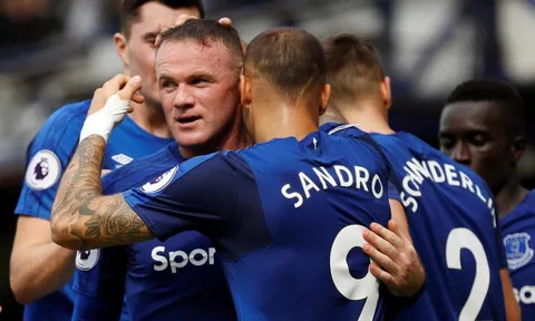 Ghi bàn sau 4837 ngày, Rooney nói gì?