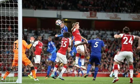 Góc Arsenal: Bài học ngày “khai trường”!